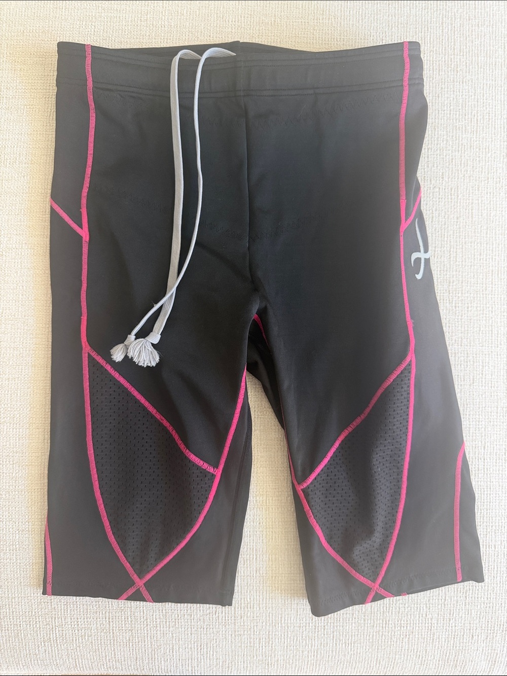 Women's CW-X compression shorts with Pink Trim